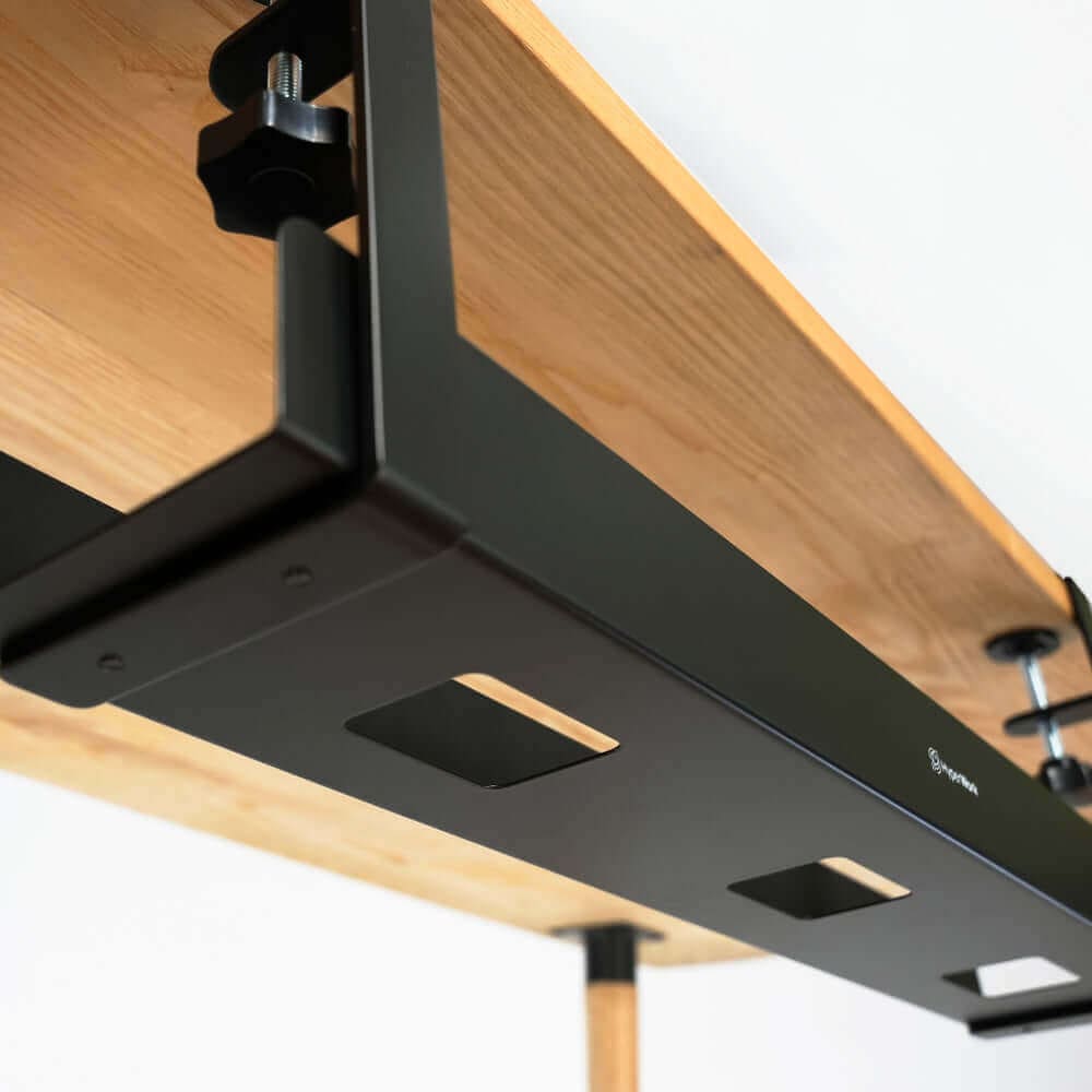 Khay đi dây kẹp bàn HyperWork CM-01 26 DSC01700